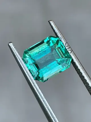 1 pcs Groen Smaragd - 2.66 ct