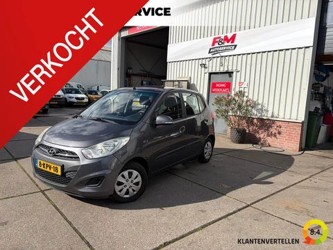 Hyundai i10 1.0 Black pack Airco, trekhaak afneembaar, pdc achter