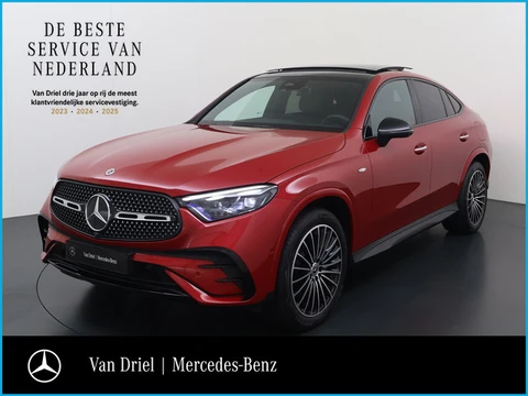 Mercedes-Benz GLC Coupé GLC 300 e 4MATIC AMG Line | Achterasbesturing Luchtvering Pano Trekhaak HUD 