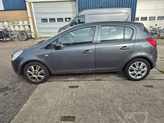 Opel Corsa 1.4-16V Cosmo, ZIE OMSCHRIJVING
