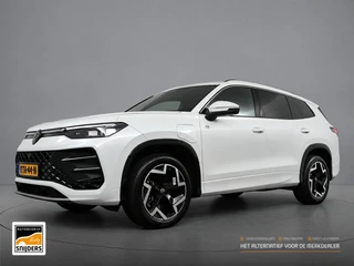 Volkswagen Tayron R-LINE .5 eHybrid 204 PK | Head-Up | IQ Light | 360 Cam | Keyless - RIJKLAAR + BOV