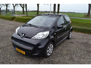 Peugeot 107 1.0-12V Millesim 200 Airco (bj 2011)