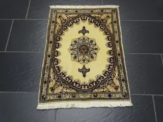 Nain mit Seide - Tapijt - 80 cm - 60 cm