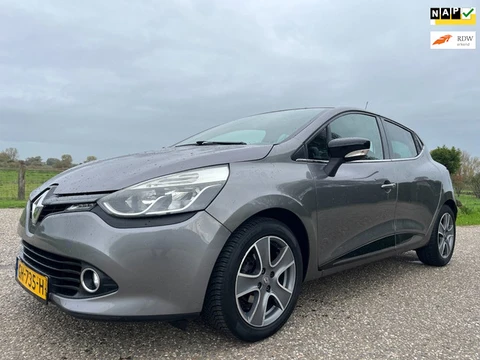 Renault Clio 0.9 TCe ECO Night&Day 201613 km nieuwe D.ketting vvb 200.000 km aantoombaar