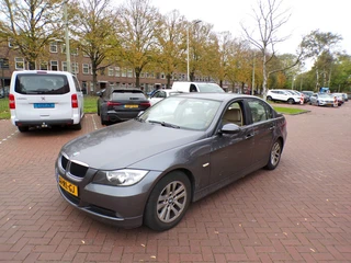 BMW 3-serie 320i Dynamic Executive APK TOT 14-6-2027.... LEES OMSCHRIJVING.....
