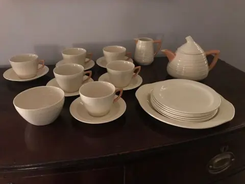 Clarice Cliff - Wilkinson, Newport, England - Theeservies