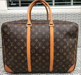 Louis Vuitton - Reistas