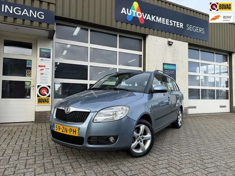 Skoda Fabia Combi 1.6-16V Ambiente|Automaat|Airco|Cruise control|