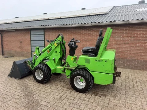 Giant D262 SW Shovel Loader (bj 2006)