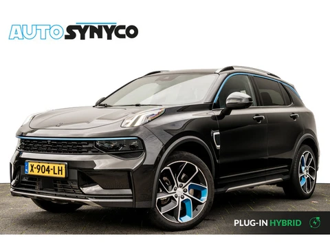 Lynk & Co 01 1.5 Plug-in Hybrid 262 Pk | Black Pack | Panoramadak | Zwarte Hemel | 75 km Elektrisch 