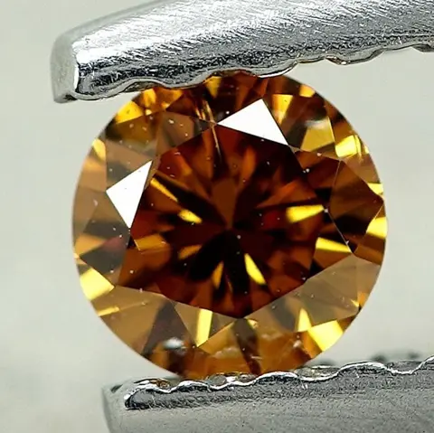 Diamant - 0.12 ct - Briljant - Natural Fancy Intense