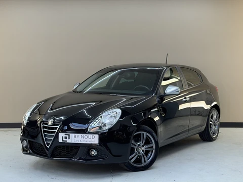 Alfa Romeo Giulietta 1.4 T Distinctive, 120Pk, 2014, 1ste eigenaar, Parkeersensoren, Climate control