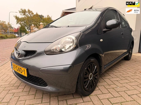 Toyota Aygo 1.0-12V +/1eigenaar/Mooie auto/Elek-pakket/Aux/Cv/Apk/Nap
