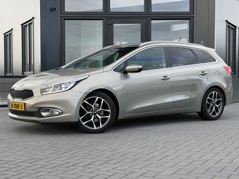 Kia cee'd Sportswagon 1.6 GDI Plus Pack Clima | Cruise | Camera | Trekhaak