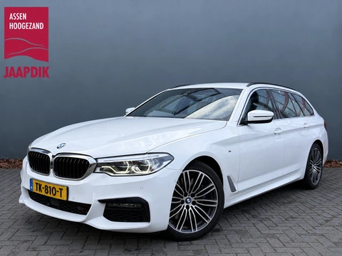 BMW 5 Serie Touring BWJ 2018 540i 340 PK xDrive Touring M SPORT High Executive | MERINO INDIVIDUAL L