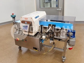 Loma Lock Inspection Systems MET 30+ metaaldetector met pusher