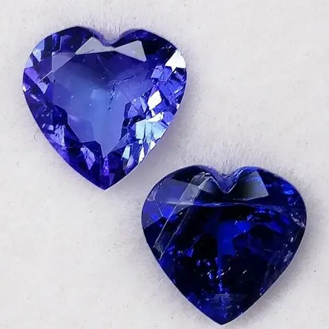 2 pcsTanzaniet - 3.92 ct