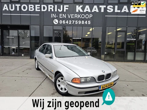 BMW 5-serie 525d Executive - Leer - Airco -