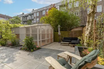 Woning aan de Rooseveltlaan te Amsterdam