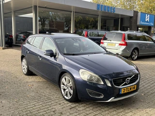 Volvo V60 3.0 T6 AWD Summum Driver Support Schuifdak Four-C Premium Sound