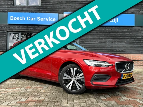 Volvo V60 2.0 B3 Momentum Advantage l APK 11-27