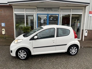 Peugeot 107 1.0-12V XS Airco Lage km stand! (bj 2011)