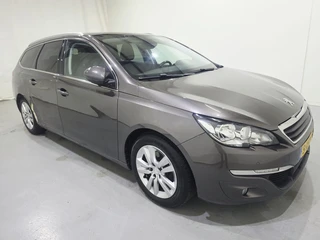 Peugeot 308 SW 1.2 E-THP Blue Lease Executive 81Kw Glazen-dak