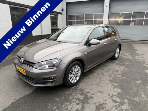 Volkswagen Golf 1.0 TSI Trendline Airco, navigatie, licht metalen velgen, enz.