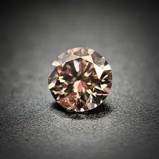1 pcs Diamant - 0.21 ct - Rond - lichtroze bruin - P1