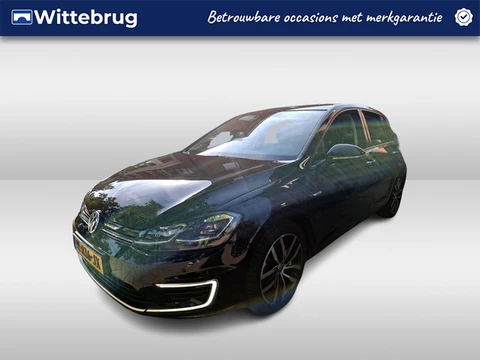 Volkswagen e-Golf E-DITION / SOH 92%/ AUTOMAAT/ LEER/ PARK.SENSOREN V+A/ CAMERA/ CRUISE/ STOELVERWAR