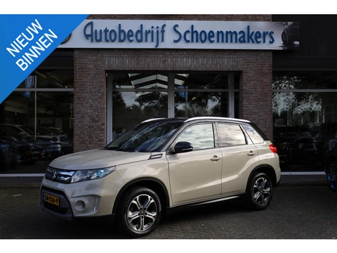 Suzuki Vitara 1.6 High Executive CAMERA TREKHAAK-AFNEEMBAAR LEER/ALCANTARA PANO ALL-SEASONS DEALER-O