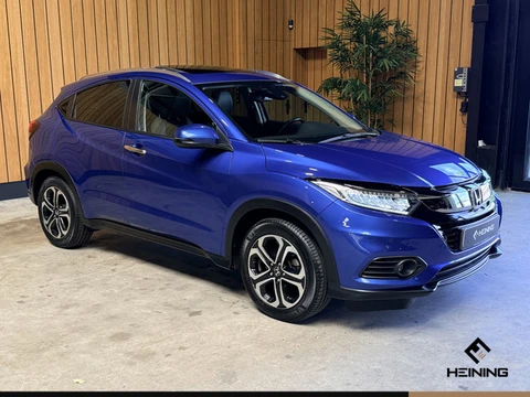 Honda HR-V 1.5 i-VTEC Executive Automaat. Pano. Camera. Nav. Trekhaak. Van eerste eigenaar met NAP.