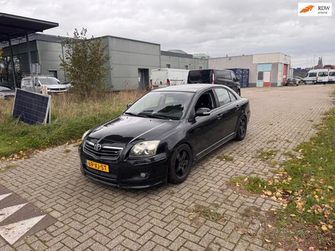 Toyota Avensis 2.0 VVTi Luna Clima.Clima