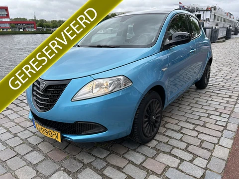Lancia Ypsilon 0.9 TwinAir Elefantino Plus 5 Deurs Airco Panodak nwe apk