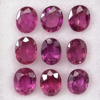 9 pcsRobijn - 4.11 ct
