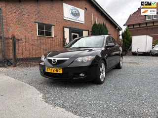 Mazda 3 2.0 S-VT Executive ( Airco + Trekhaak + Elektrische ramen )