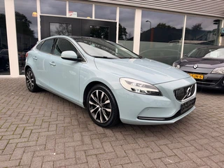 Volvo V40 2.0 T3 Inscription/ Pano/Leer/Pdc/Led Verlichting.