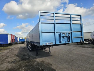 Jumbo DO 300 S/ 2 X STEERING /BPW DRUM / DOUBLE TIRES/ LIFT AXLE