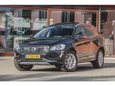 VOLVO XC60 2.0 T5 FWD SUMMUM