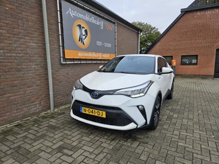 Toyota C-HR 1.8 Hybrid Business Plus (bj 2021, automaat)