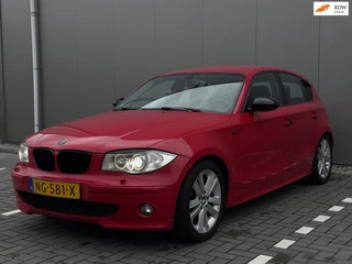 BMW 1-serie 120i High Executive | Automaat | APK 22-10-2027 | Parkeersensoren | Xenon | Climate cont