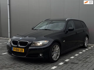 BMW 3-serie Touring 320i High Executive | Panoramadak | Memory stoelen | Xenon | Trekhaak | Xenon | 