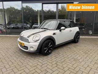 MINI COOPER 1.6 Cooper Chili,Vol Leer,Navi,Clima,Cruise,Stoelverw,Dealer OH,NAP,White-silver metallic