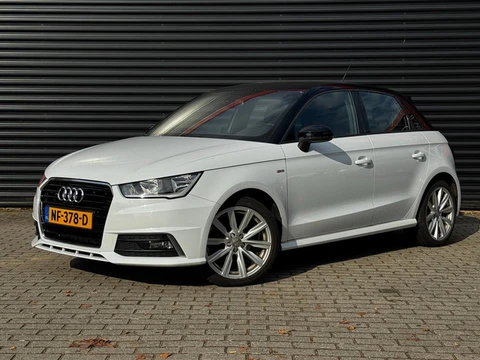 Audi A1 Sportback 1.0 TFSI Adrenalin | S-Line | Navigatie | Cruise Control | 17" Velgen | LED | Spor