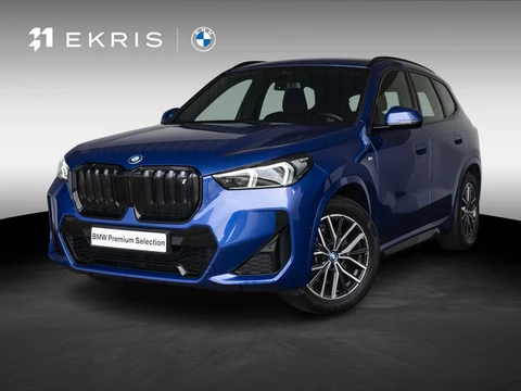 BMW iX1 xDrive30 | M Sportpakket | Comfort Access | 18 inch | Sportstoelen | Driving Assistant Plus 