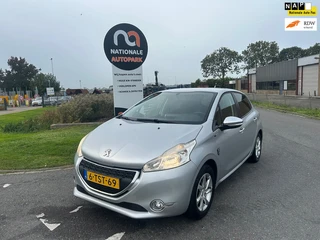 Peugeot 208 | 2014 | 1.2 VTi Style 82 pk | Handgeschakeld | Export en Handel only