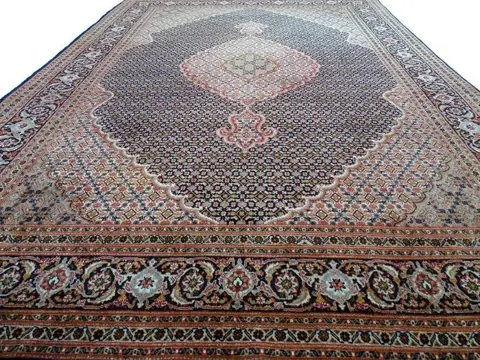 Tabriz Mahi met Zijde - Cleaned Rug - 290 cm - 209 cm