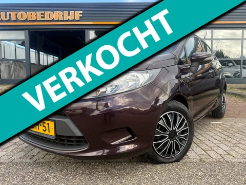 Ford Fiesta 1.4 Trend | Automaat | Specialekleur | PDC | Inruilkoopje |