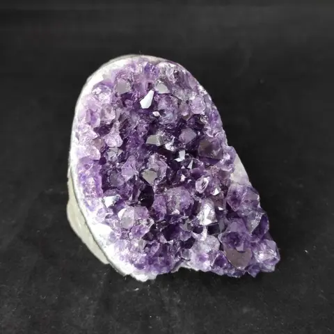 Amethist Kristallen op matrix - 10×8×7 cm - 437 g