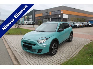 Fiat 600E La Prima 54 kWh Leder-Clima-adapt.Cruise-Navi-Camera-Massage SOH 97,6%